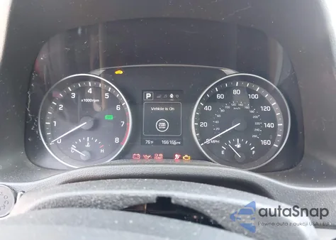 2017 Hyundai Elantra Value Edition из США, поврежденный, VIN KMHD84LF5HU328497